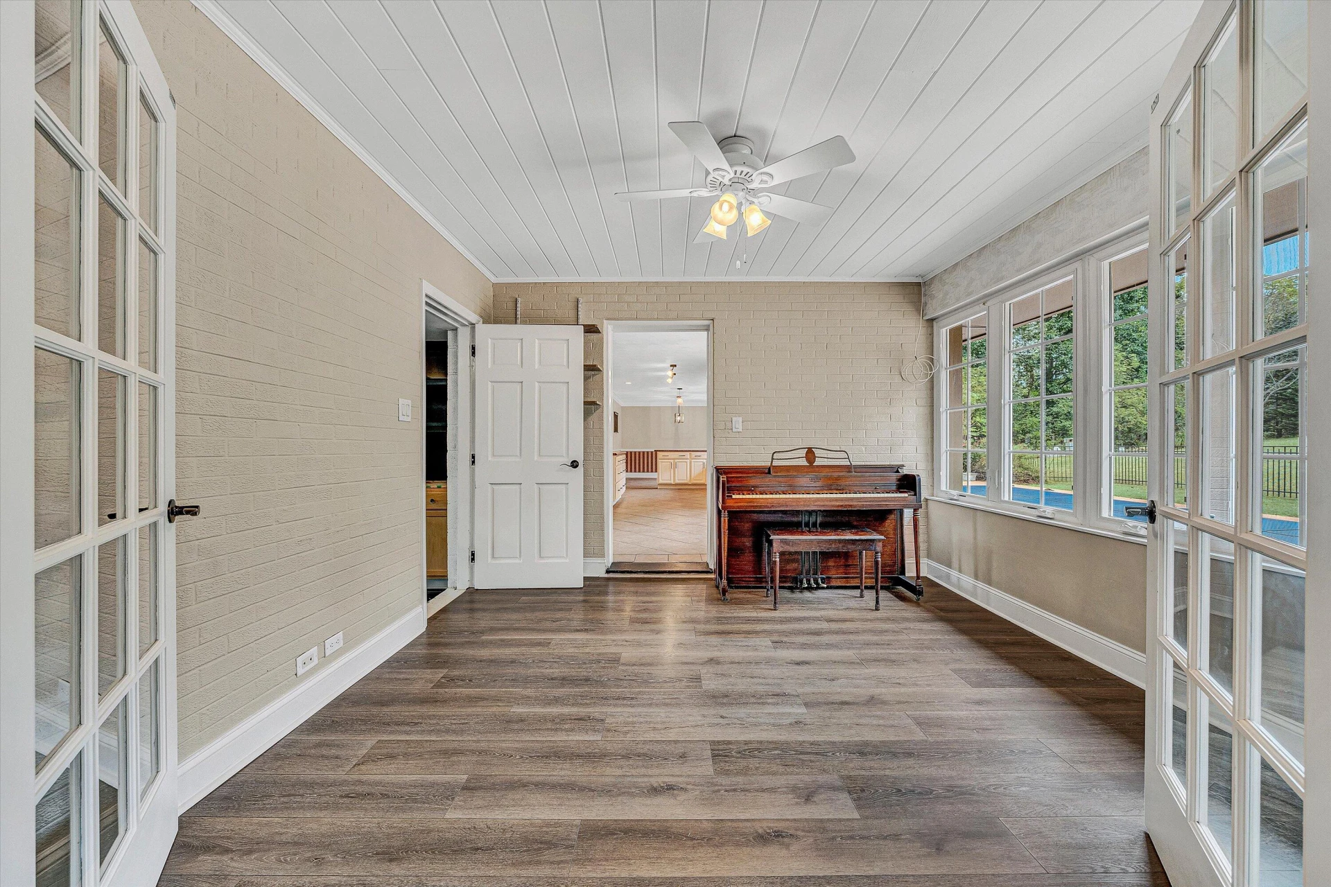 83 Springview CT - Photo 54