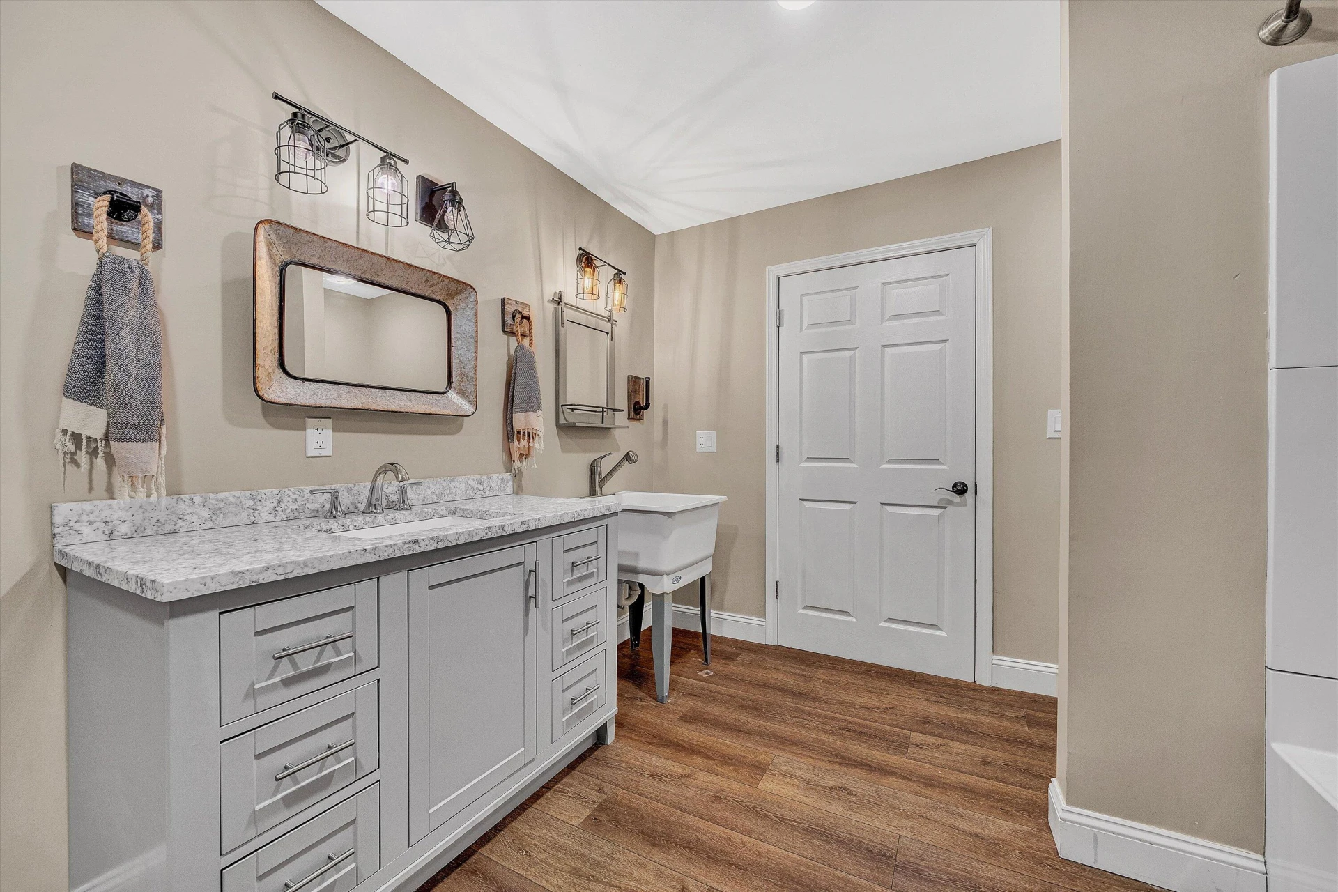 83 Springview CT - Photo 57