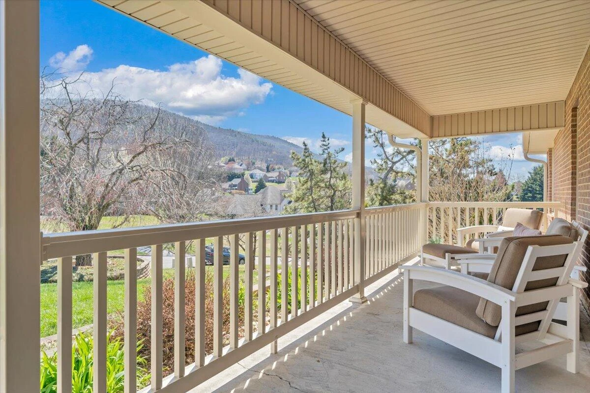 55 Murray CT - Photo 4