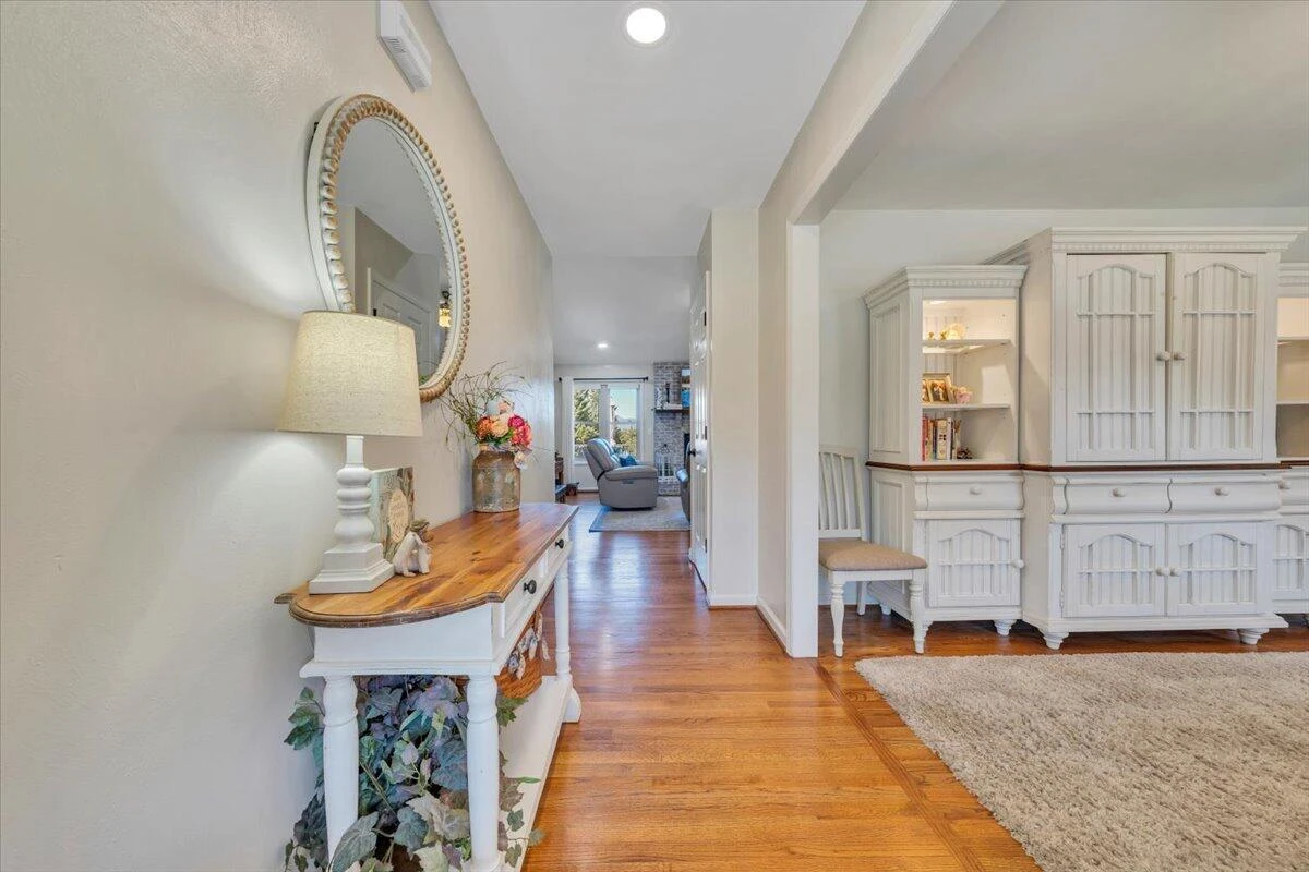 55 Murray CT - Photo 5