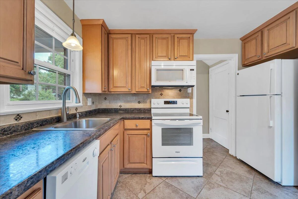 2316 Fairway DR SW - Photo 19