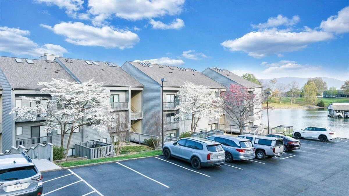 75 Woodbridge CIR #1114 - Photo 52
