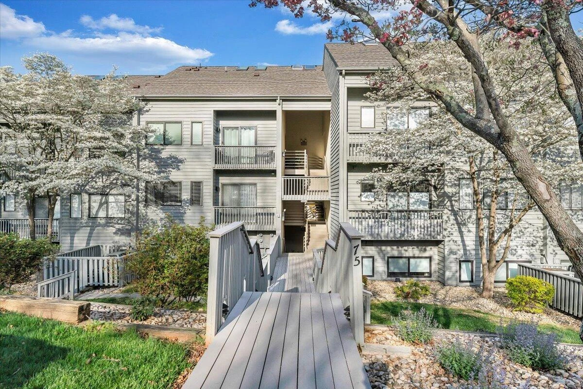 75 Woodbridge CIR #1114 - Photo 8