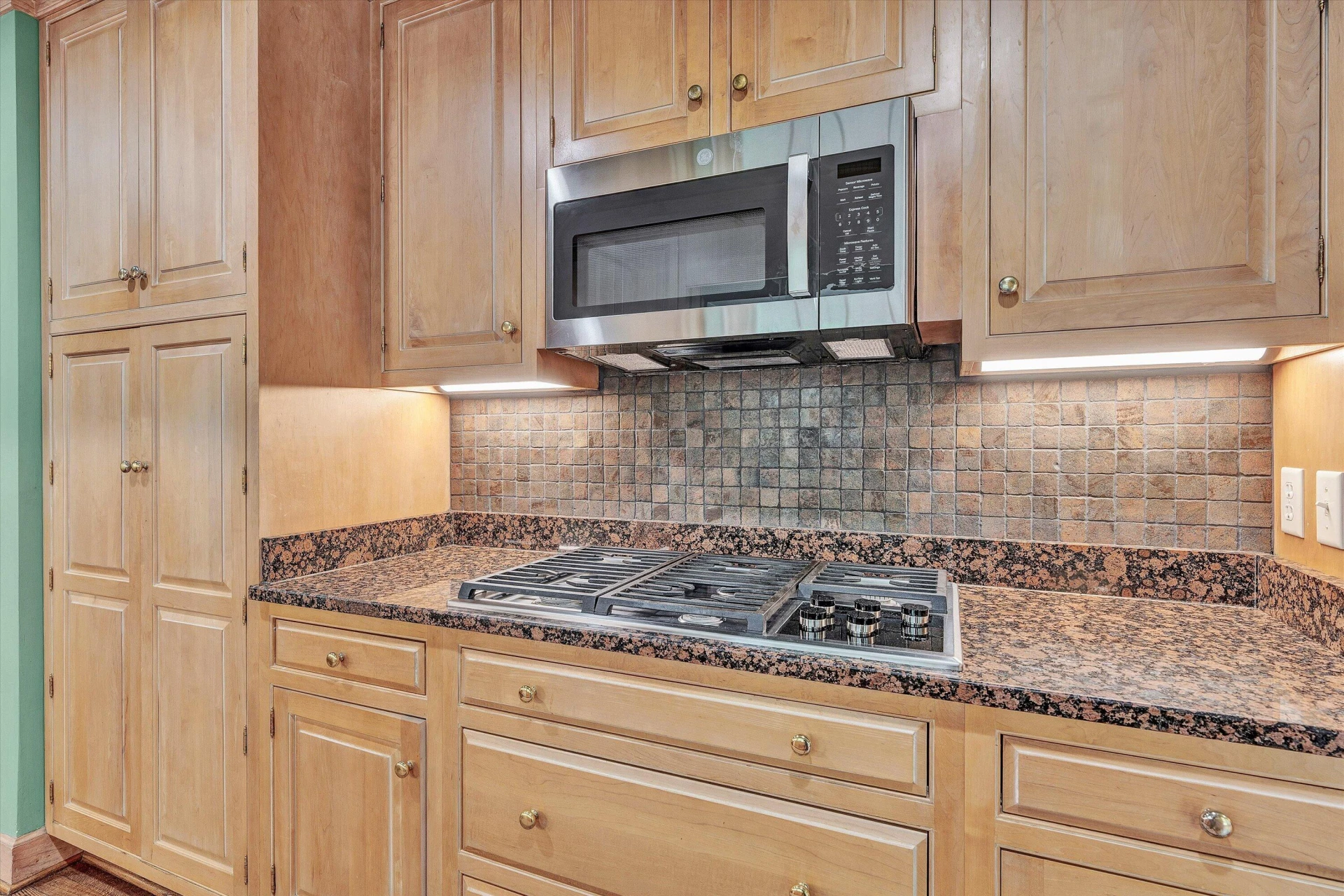2438 Robin Hood RD SE - Photo 26