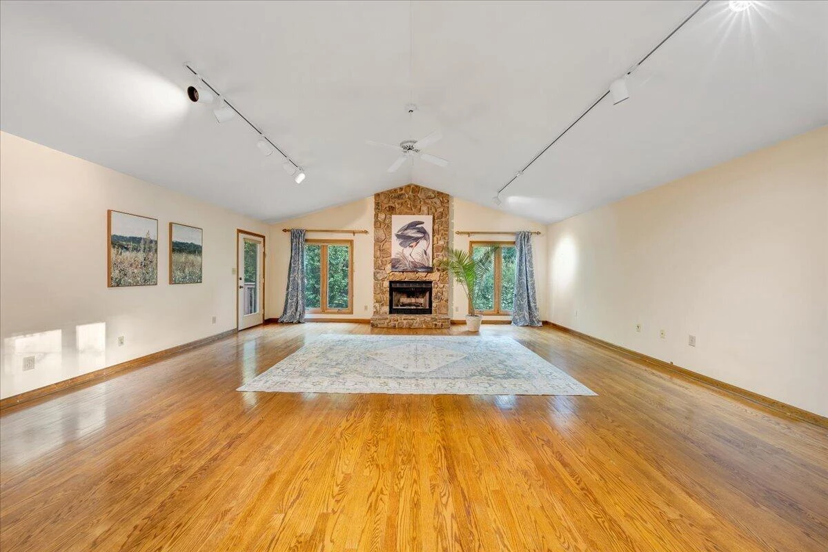 2606 Oak Hill LN SW - Photo 13