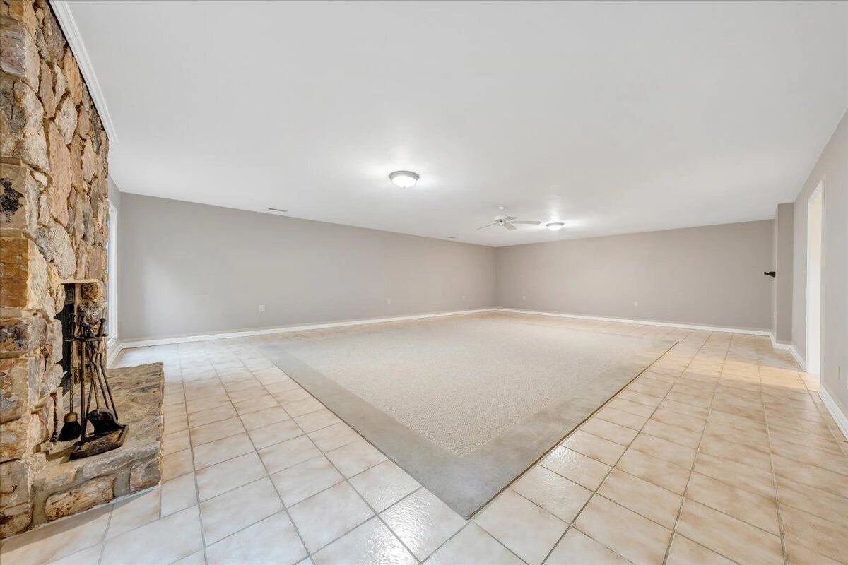 2606 Oak Hill LN SW - Photo 37