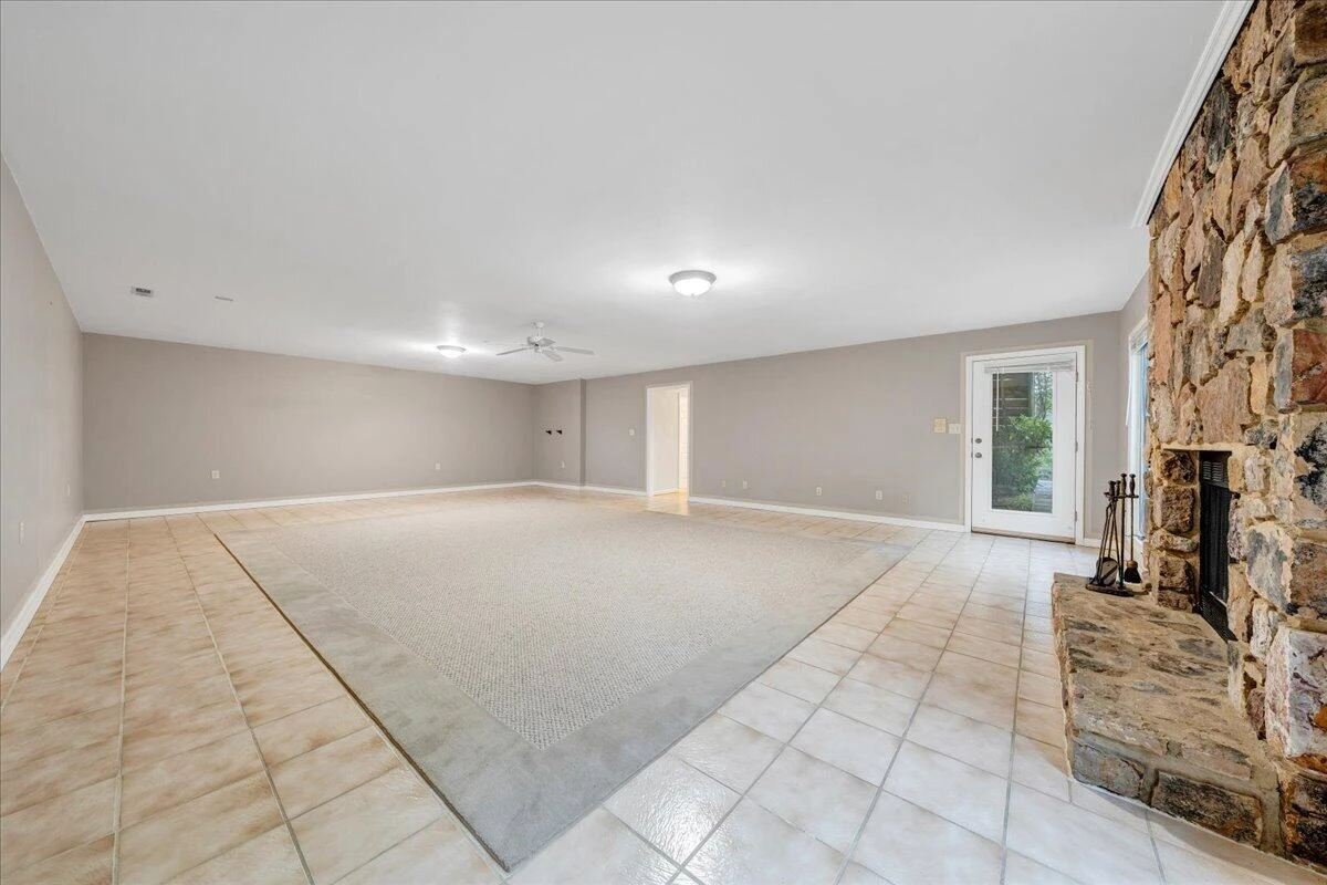 2606 Oak Hill LN SW - Photo 38
