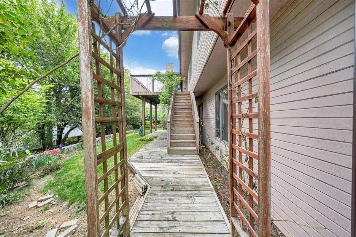 2606 Oak Hill LN SW - Photo 48