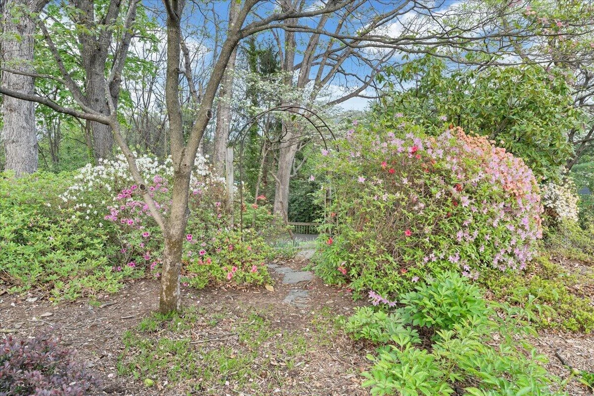 2606 Oak Hill LN SW - Photo 52