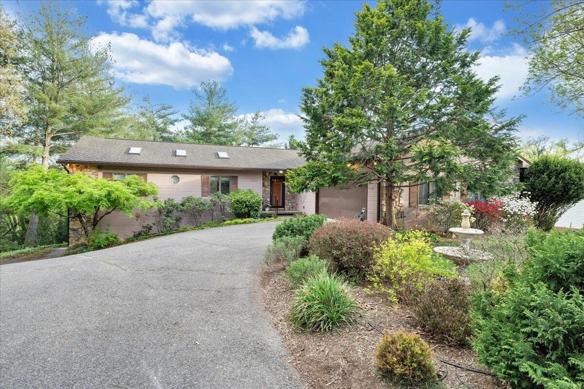2606 Oak Hill LN SW - Photo 55