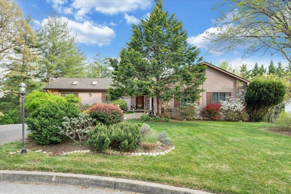 2606 Oak Hill LN SW - Photo 57
