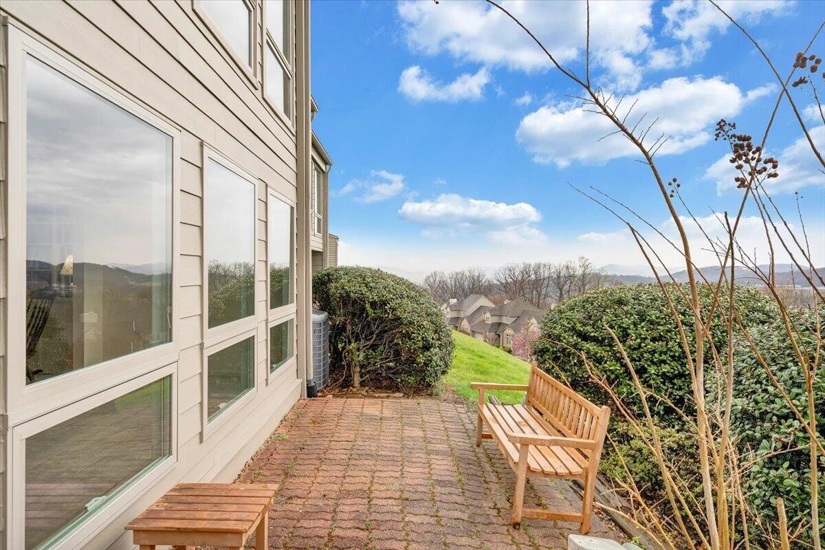 4923 Hunting Hills CT - Photo 45