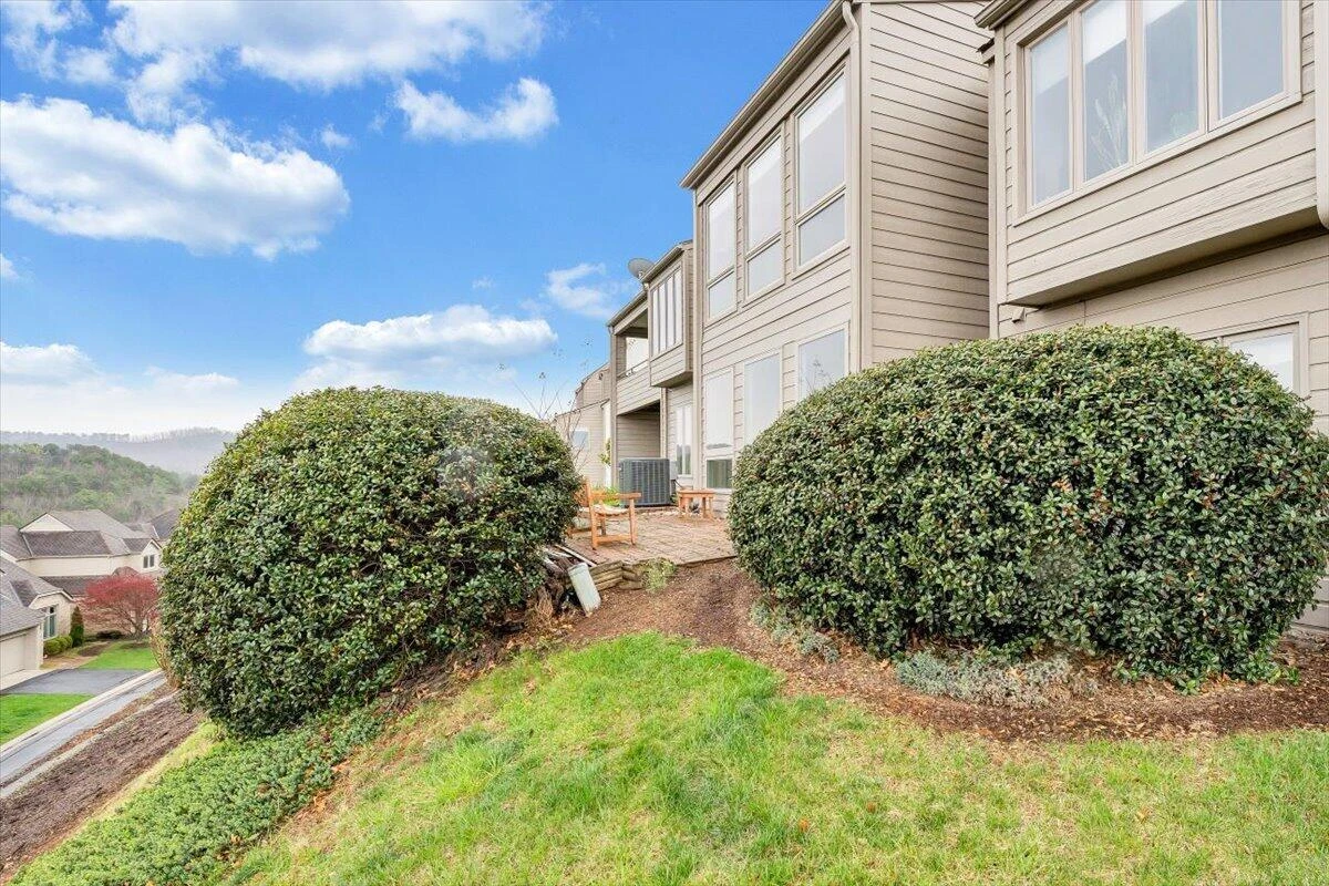 4923 Hunting Hills CT - Photo 49