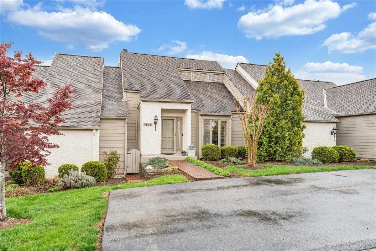 4923 Hunting Hills CT - Photo 50