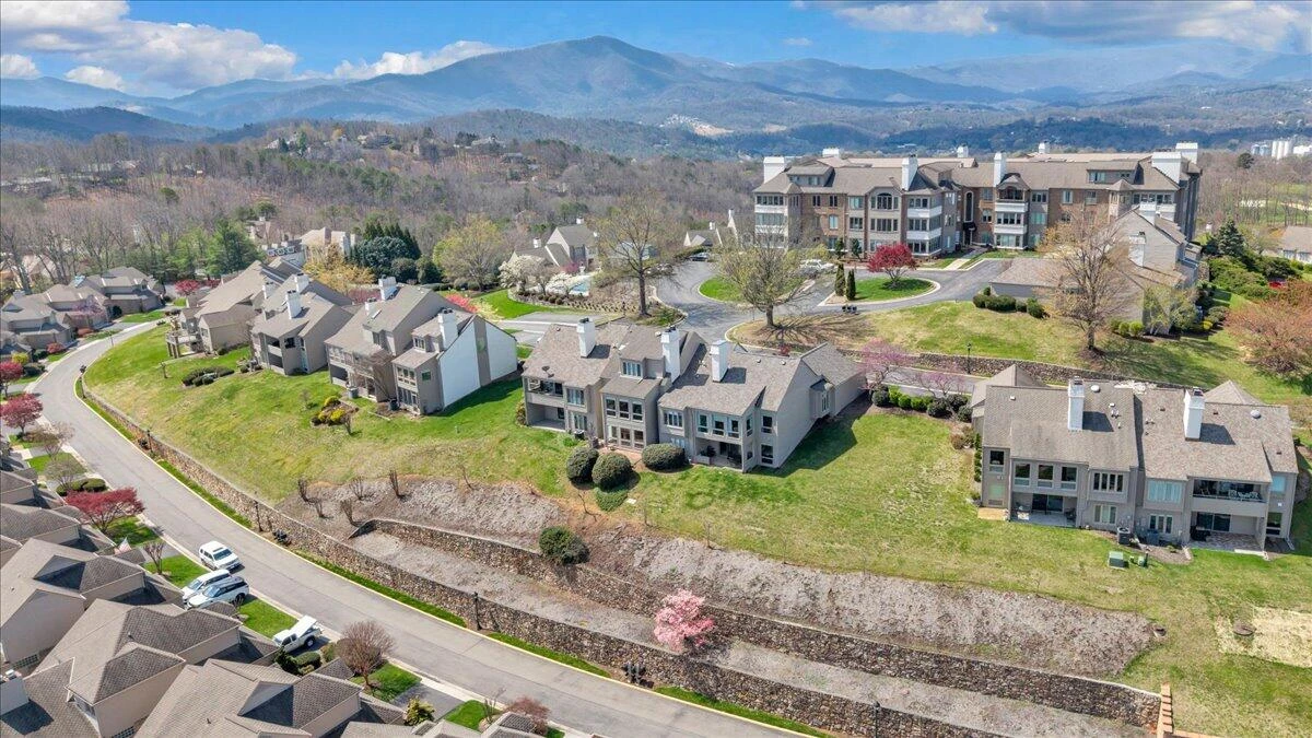 4923 Hunting Hills CT - Photo 62