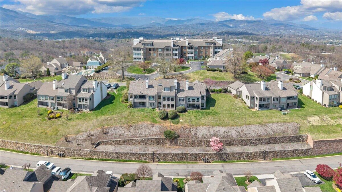 4923 Hunting Hills CT - Photo 66