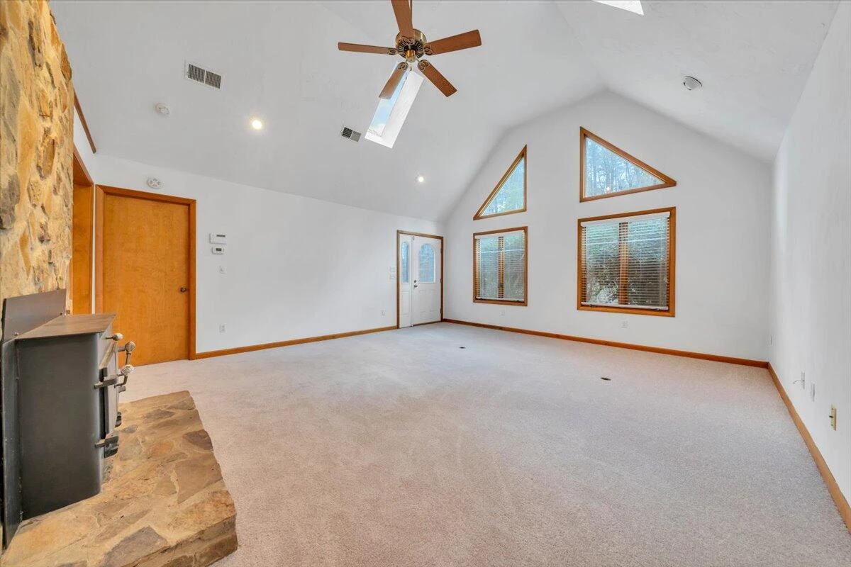 6505 Poage Valley Road - Photo 10