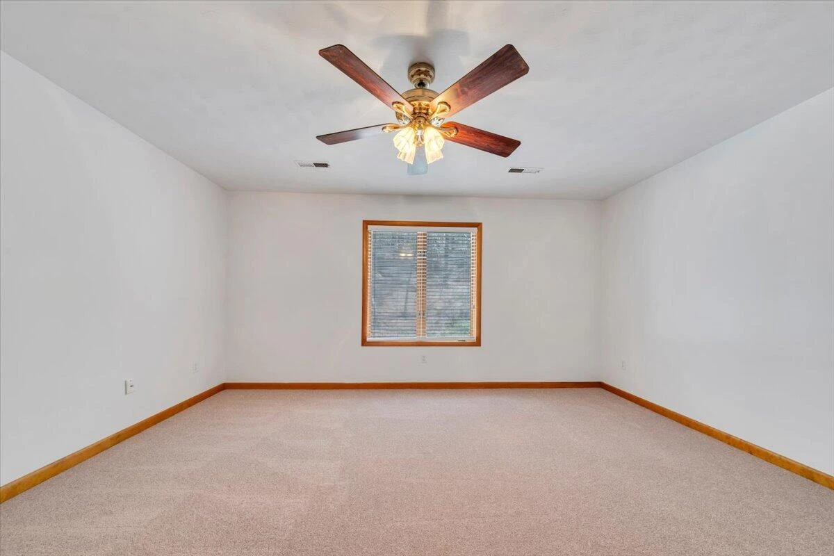 6505 Poage Valley Road - Photo 25