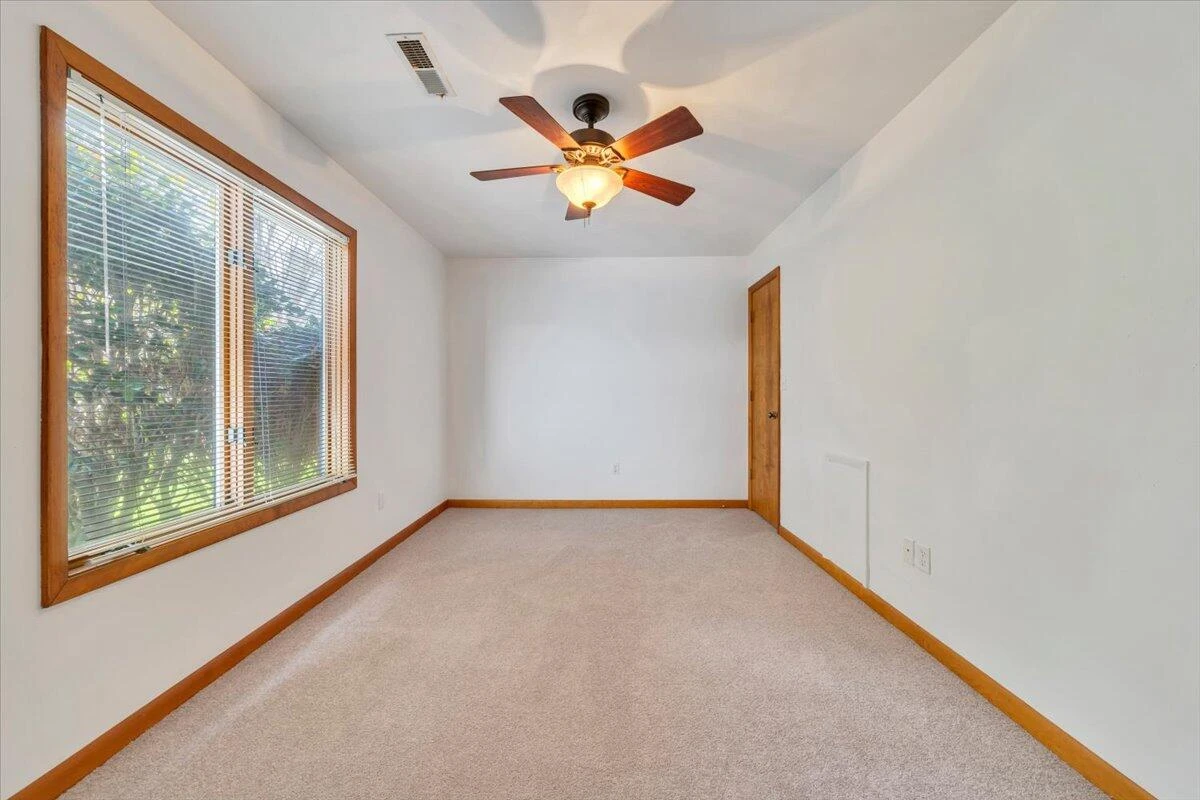 6505 Poage Valley Road - Photo 32