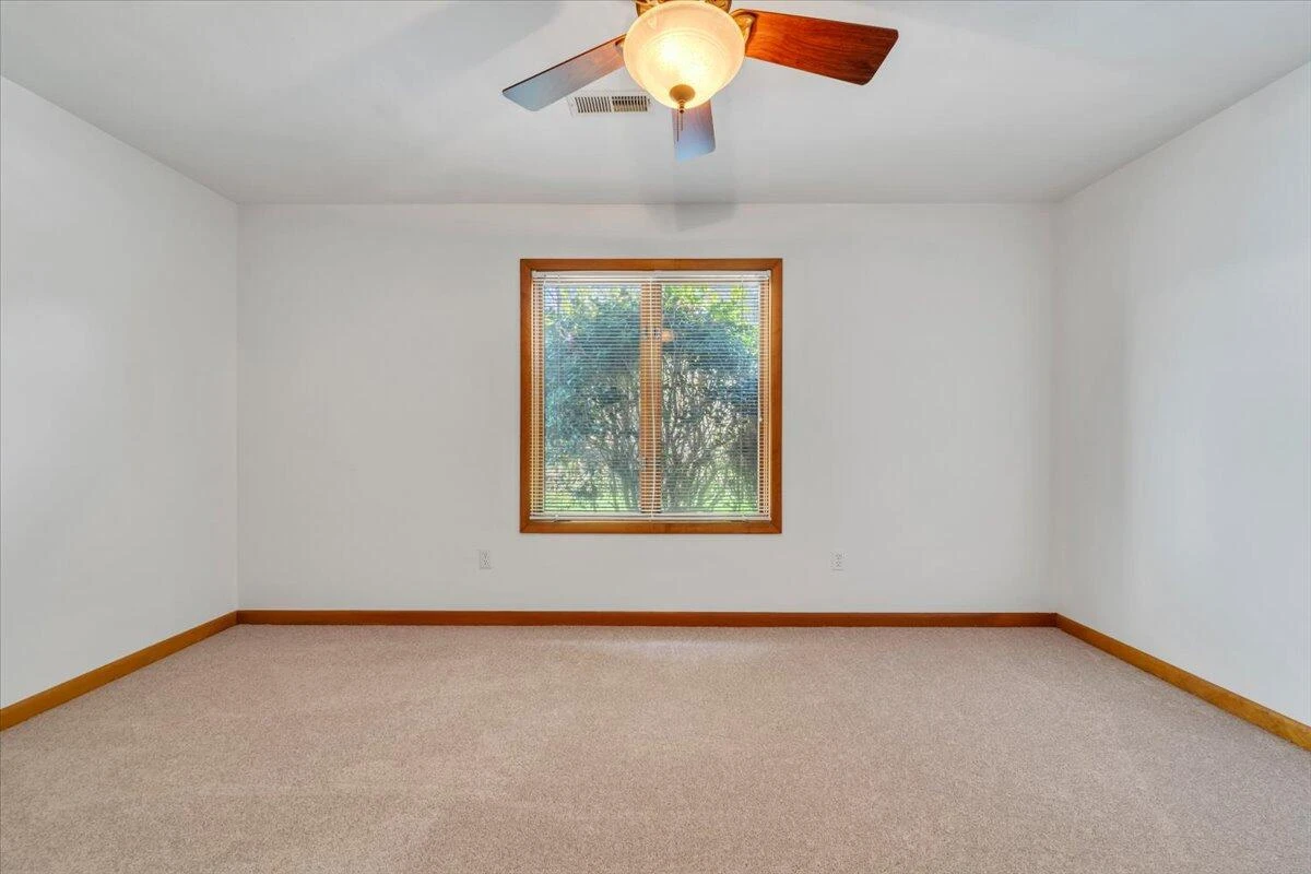6505 Poage Valley Road - Photo 33
