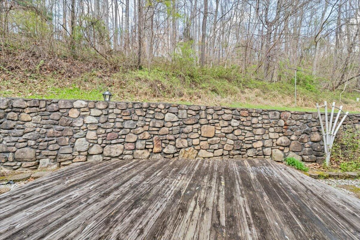 6505 Poage Valley Road - Photo 44
