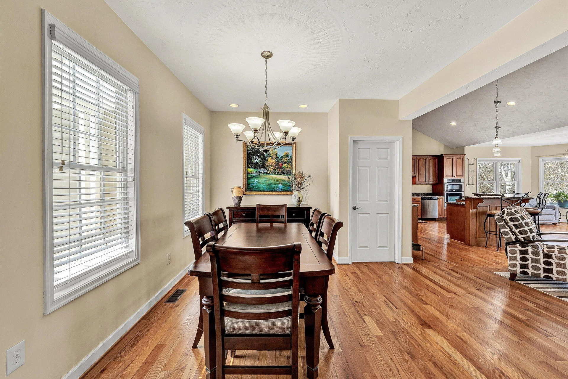 353 Deerpath DR - Photo 13