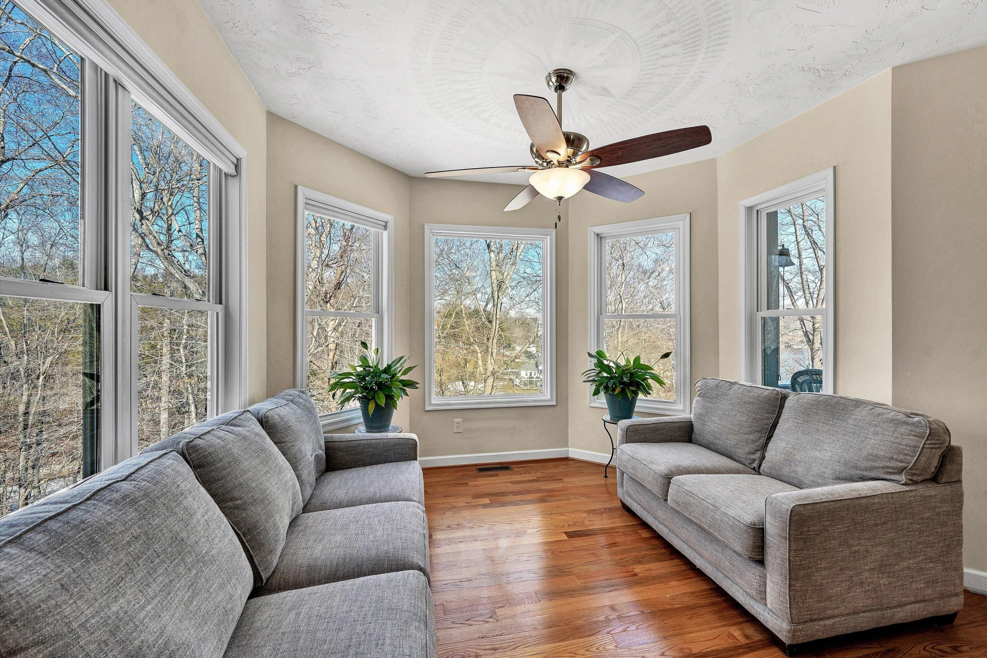 353 Deerpath DR - Photo 22