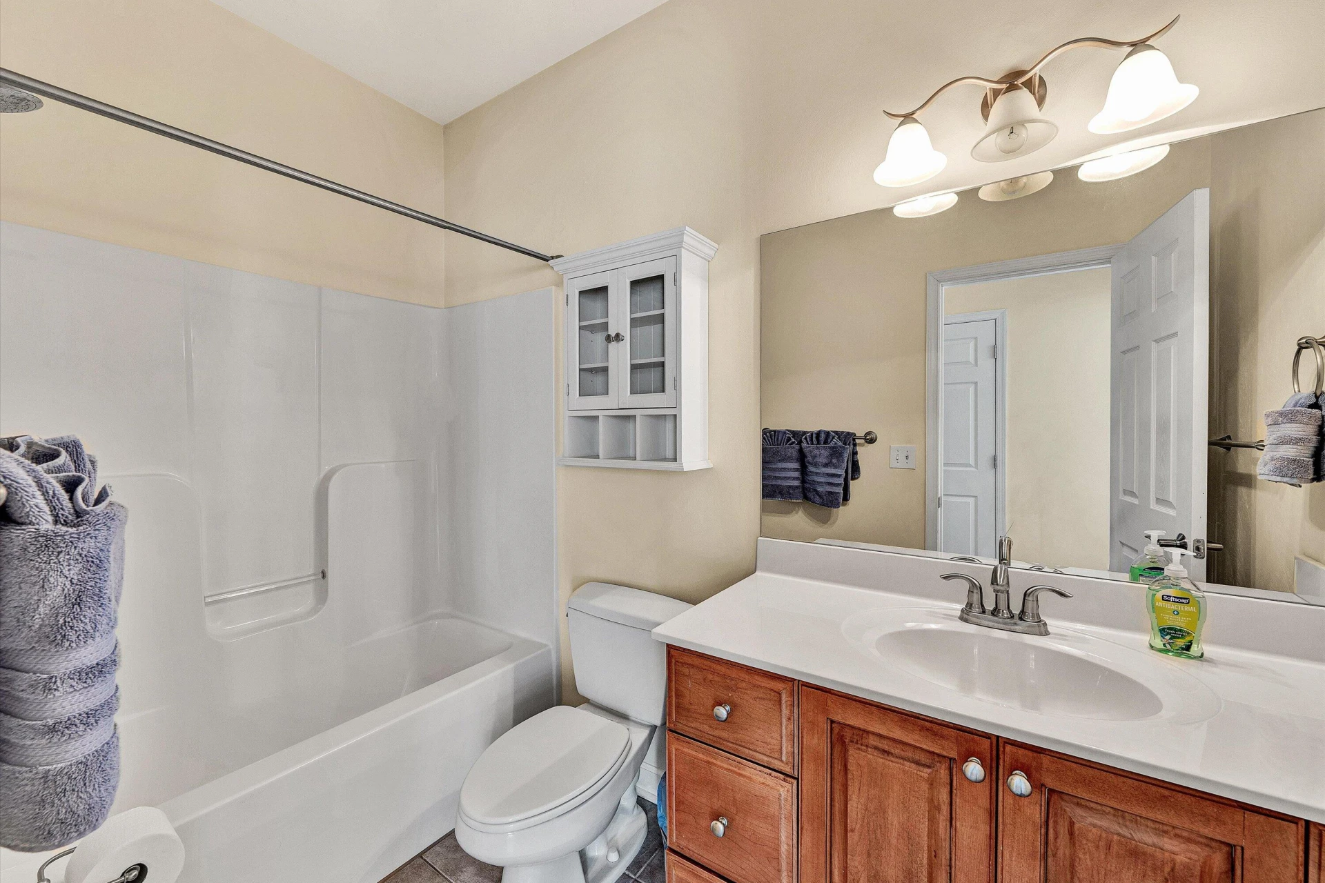 353 Deerpath DR - Photo 25