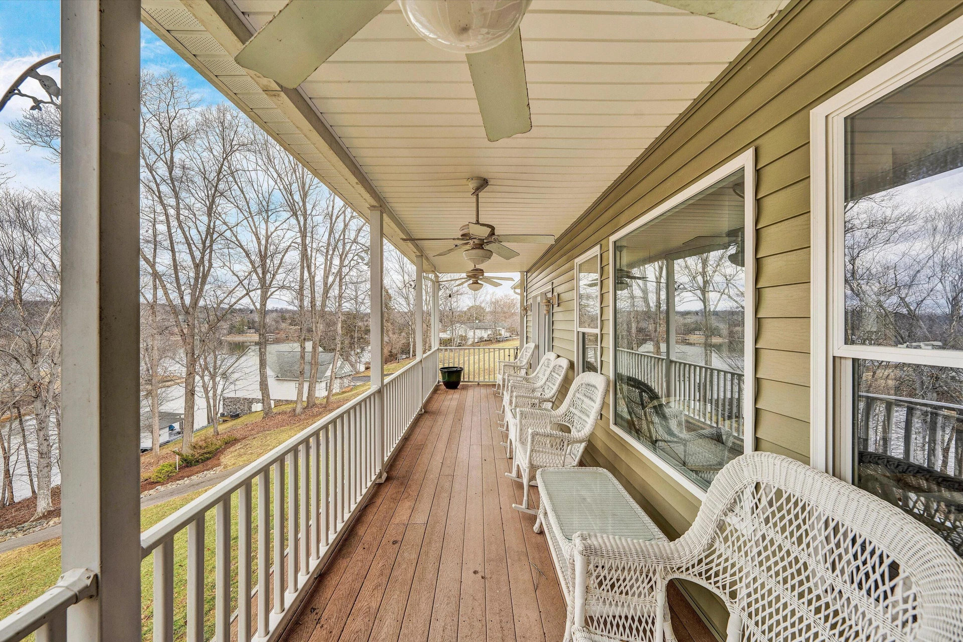 353 Deerpath DR - Photo 36