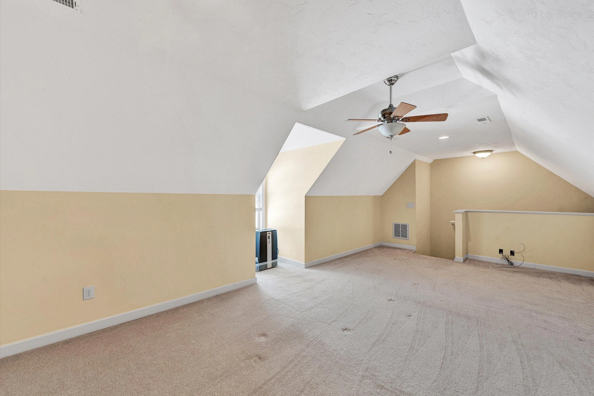 353 Deerpath DR - Photo 39