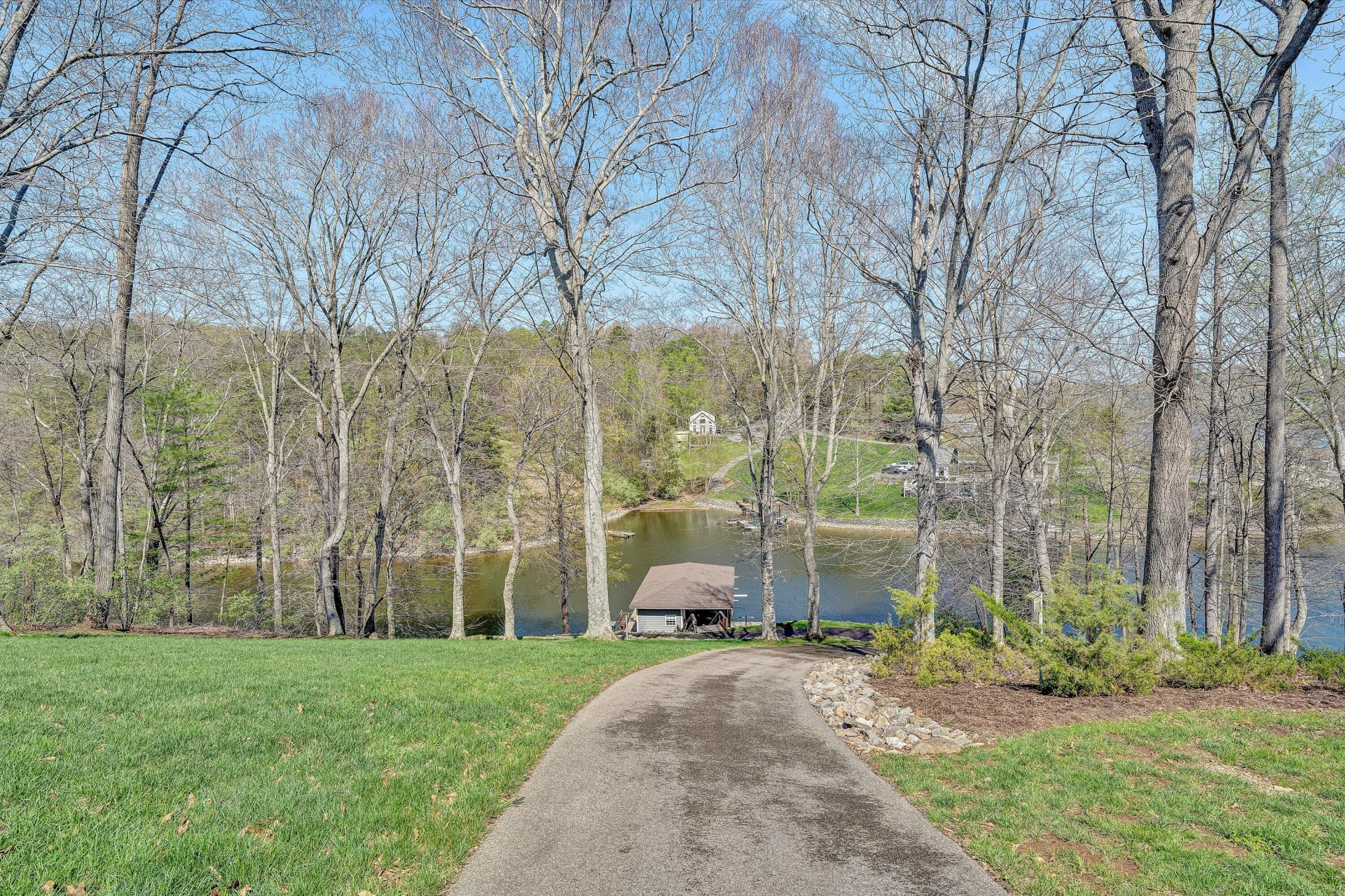353 Deerpath DR - Photo 59
