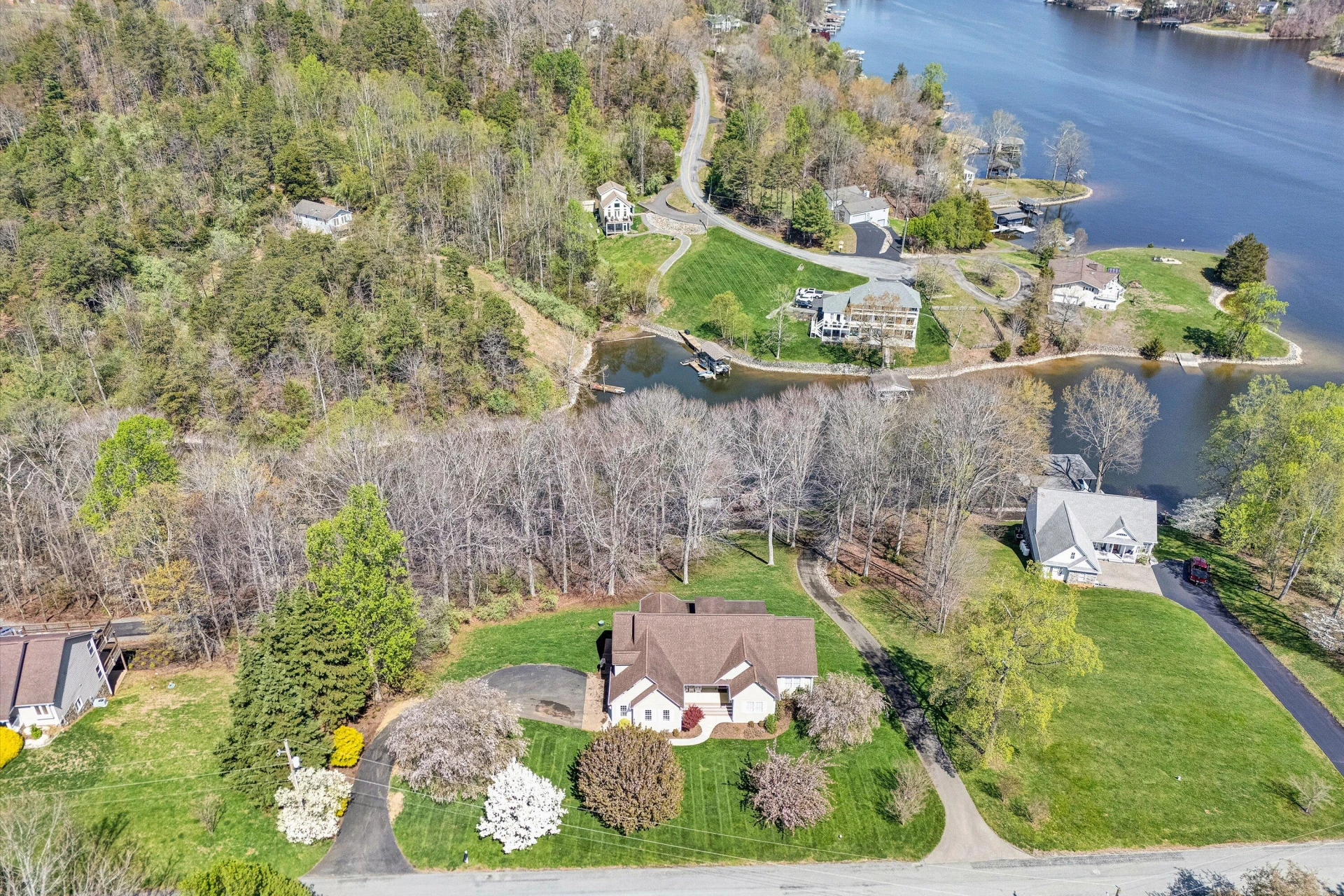 353 Deerpath DR - Photo 80