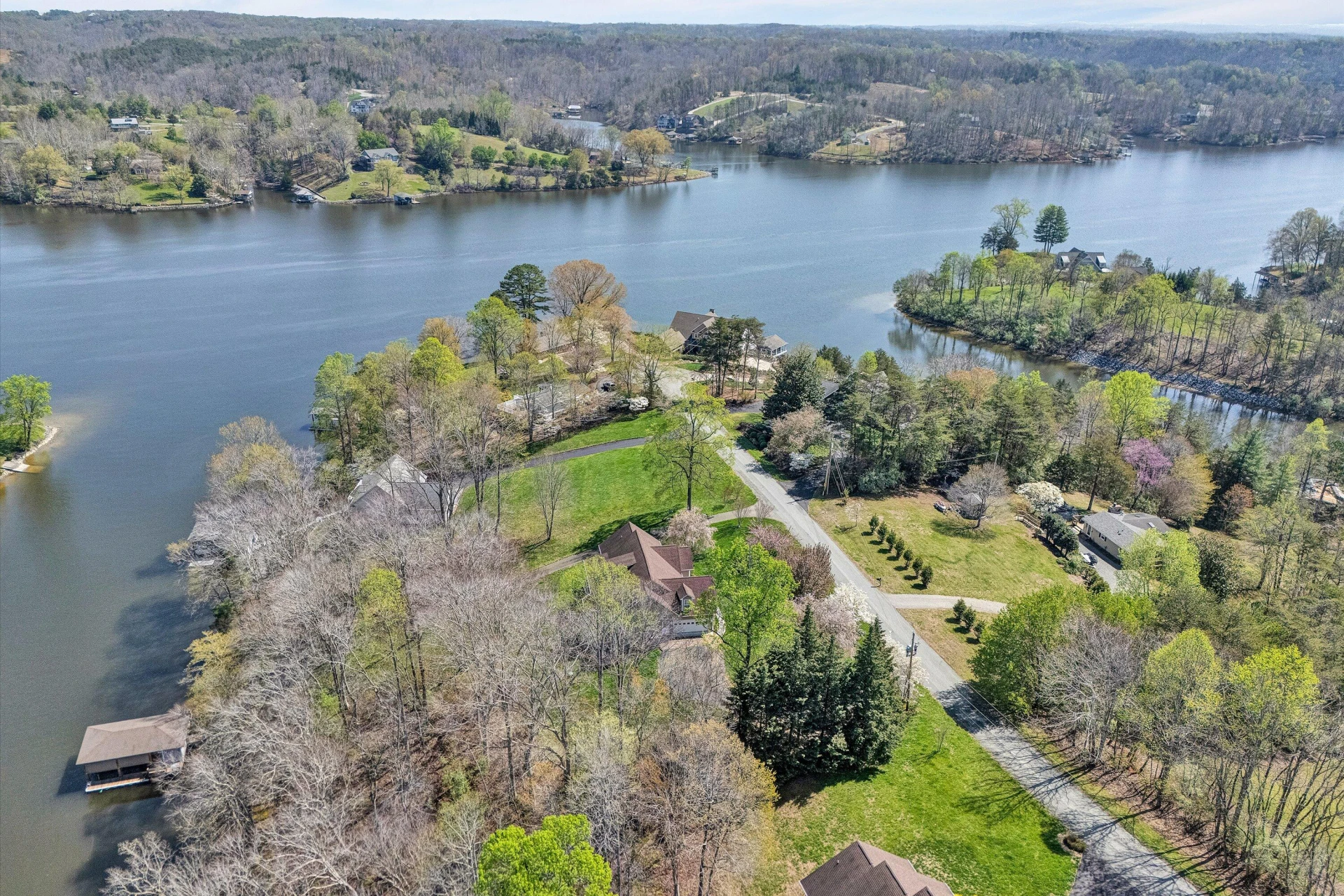 353 Deerpath DR - Photo 82