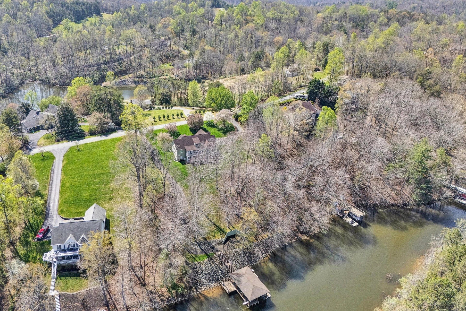 353 Deerpath DR - Photo 84