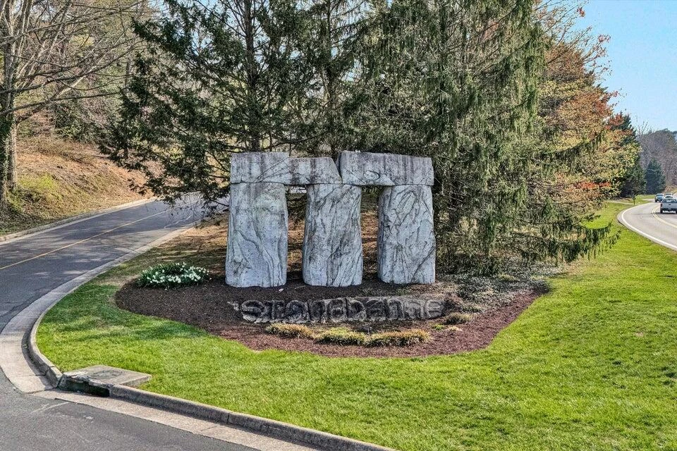 3518 Stonehenge - Photo 3