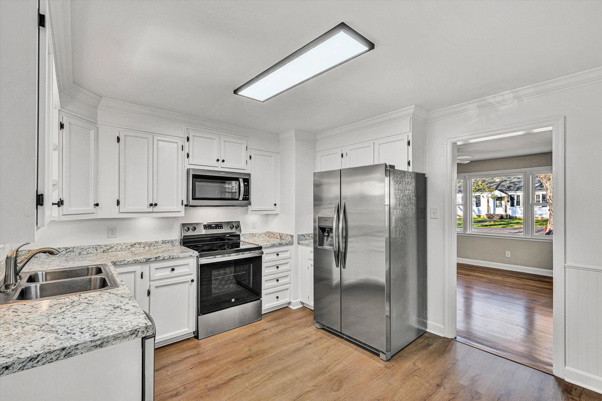 2209 Byrd AVE NE - Photo 11