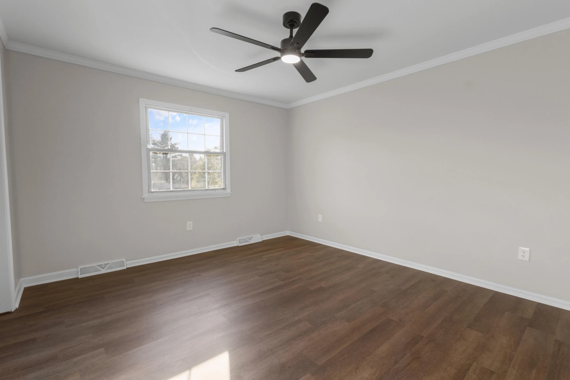 3053 Woodway RD - Photo 11