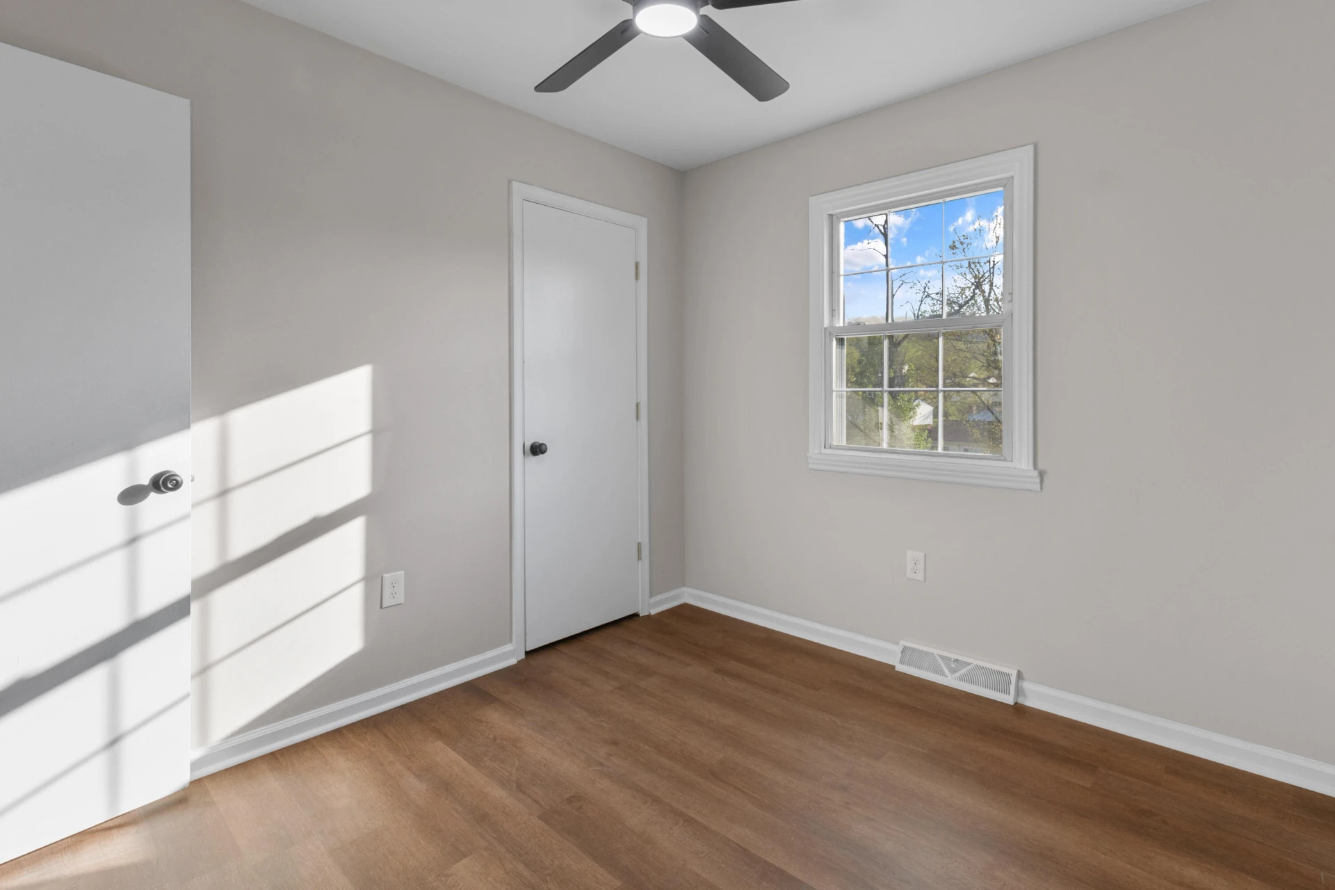 3053 Woodway RD - Photo 15