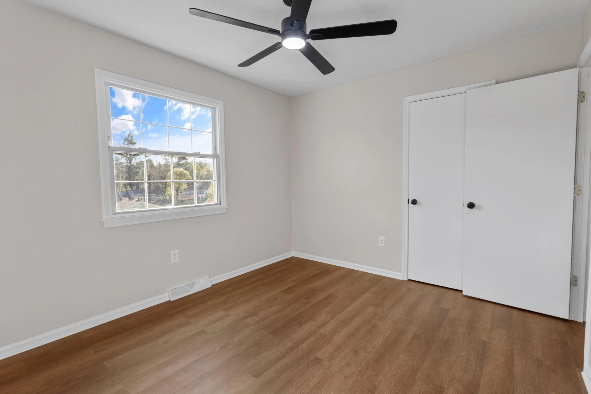 3053 Woodway RD - Photo 16
