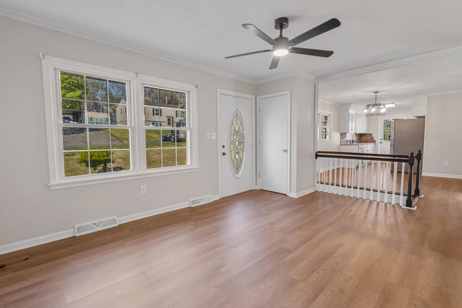 3053 Woodway RD - Photo 4