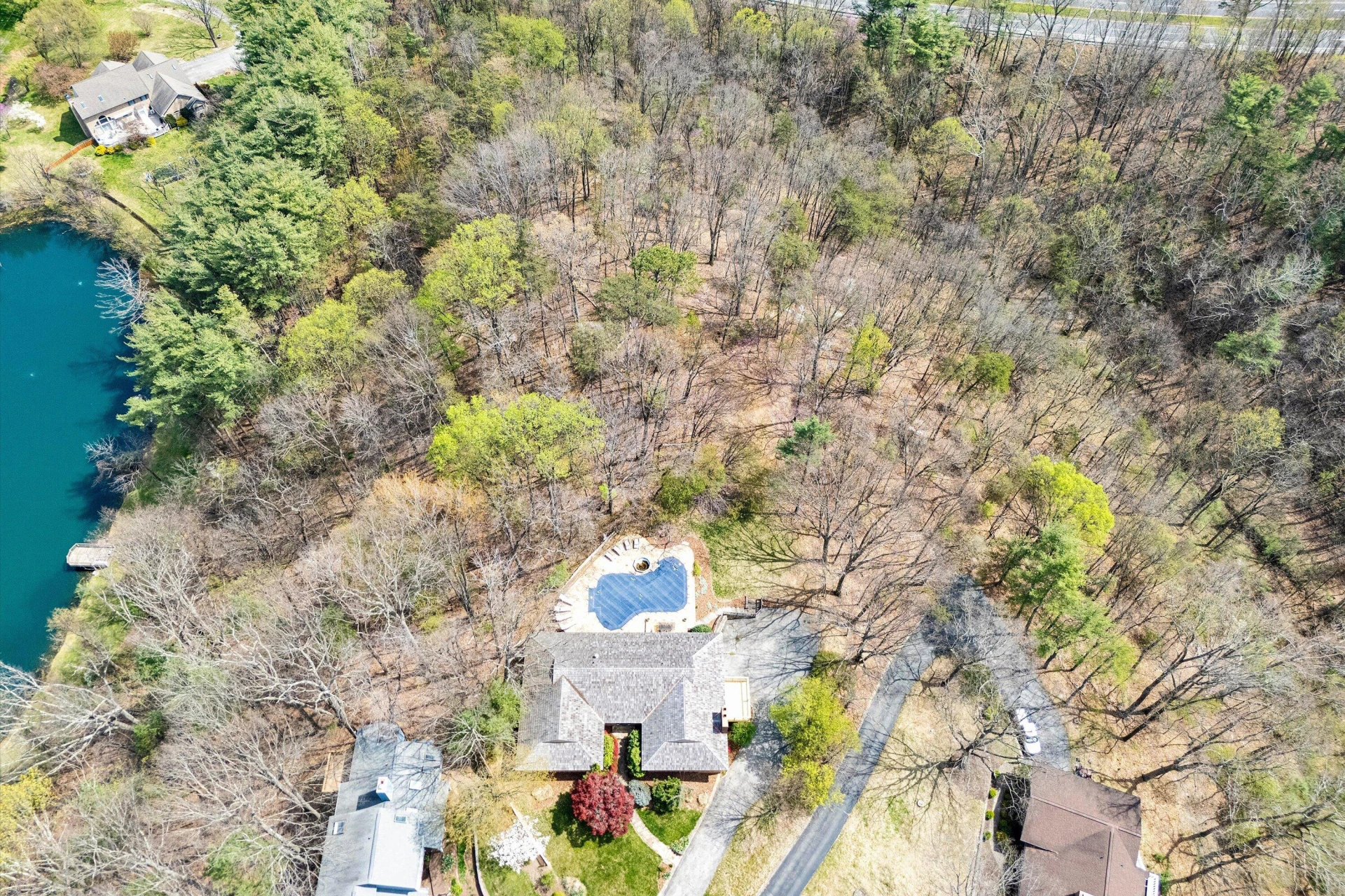 6051 Lakemont DR - Photo 6