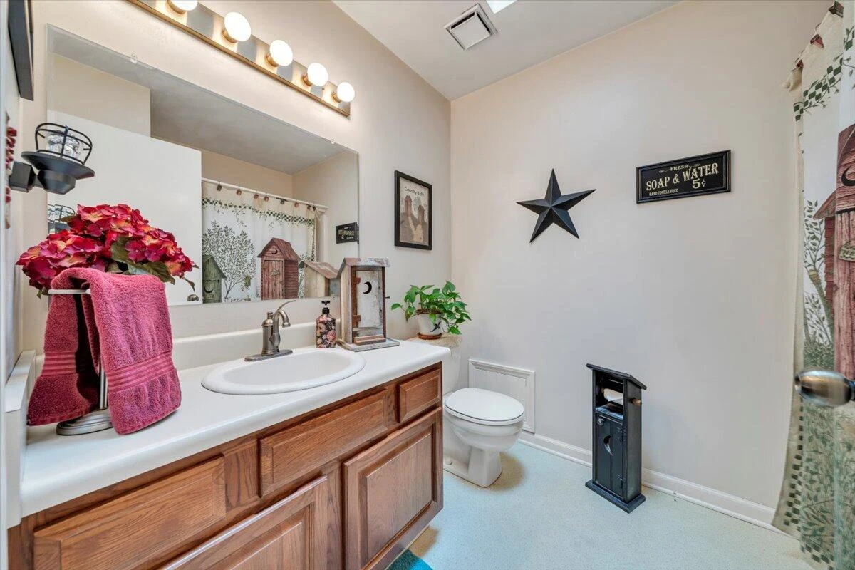 5412 Sundance RD - Photo 10