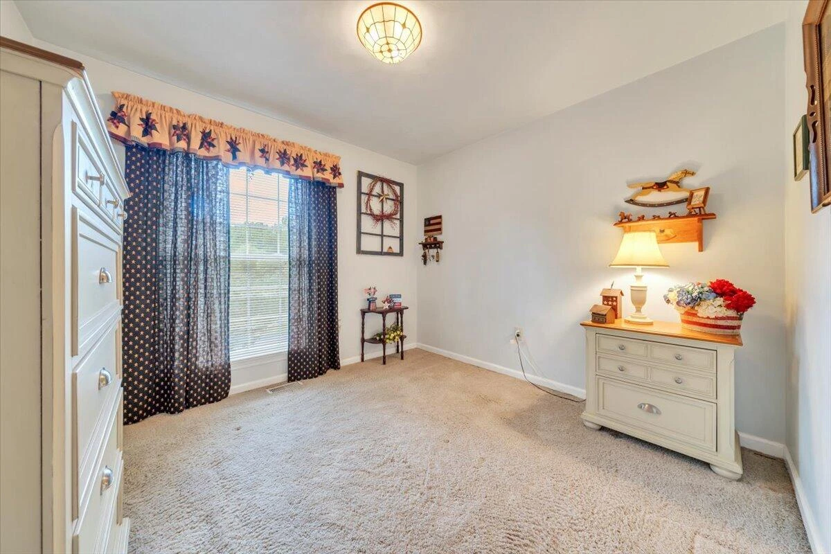 5412 Sundance RD - Photo 15