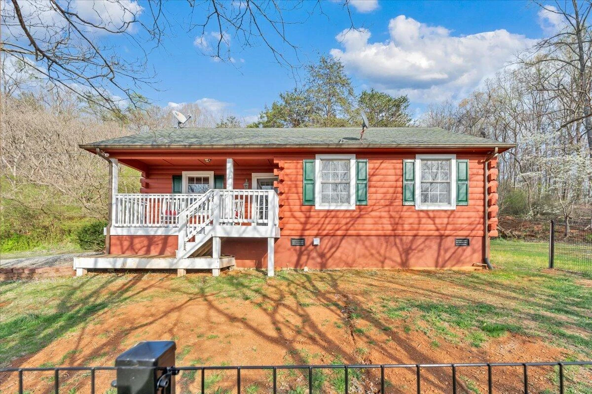 565 Donald AVE - Photo 20