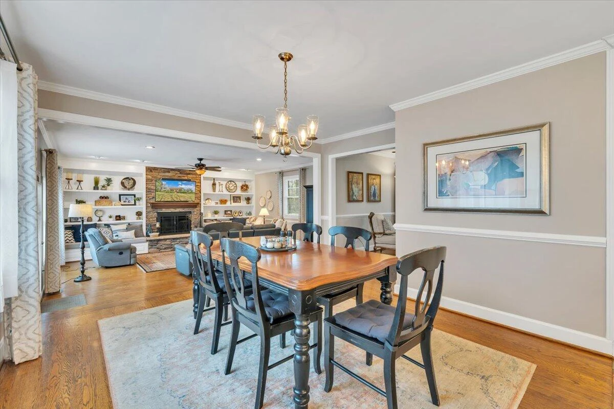 702 Marion LN - Photo 13