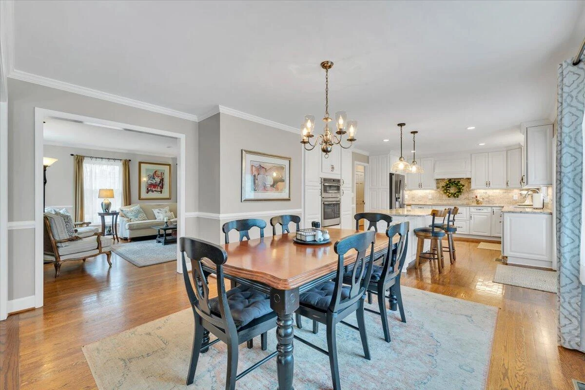 702 Marion LN - Photo 14