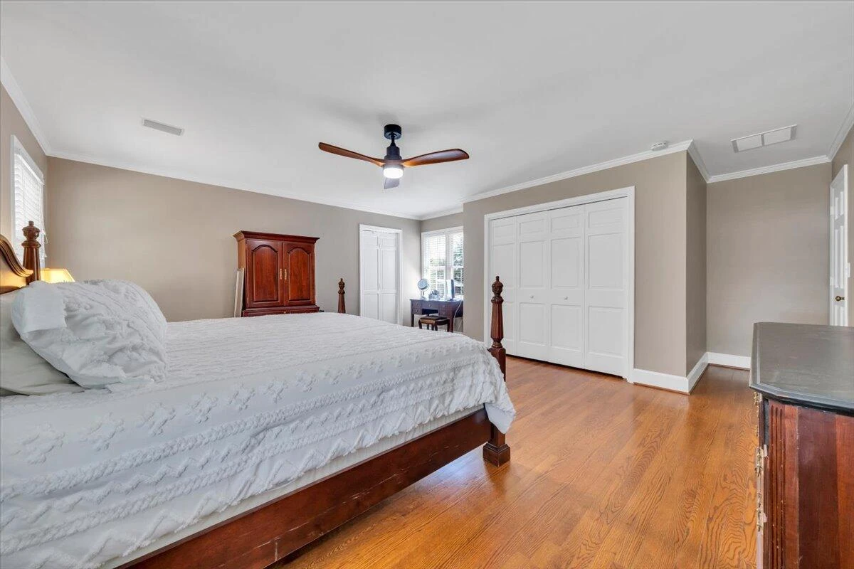 702 Marion LN - Photo 26