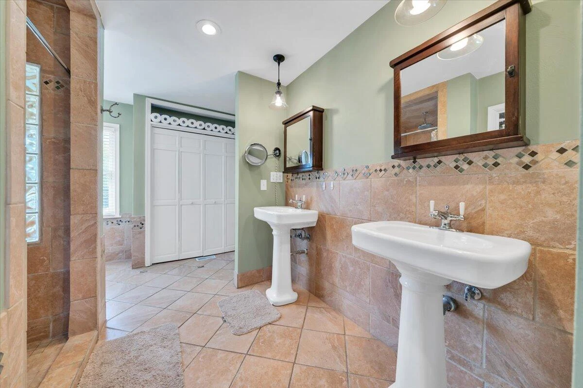 702 Marion LN - Photo 30