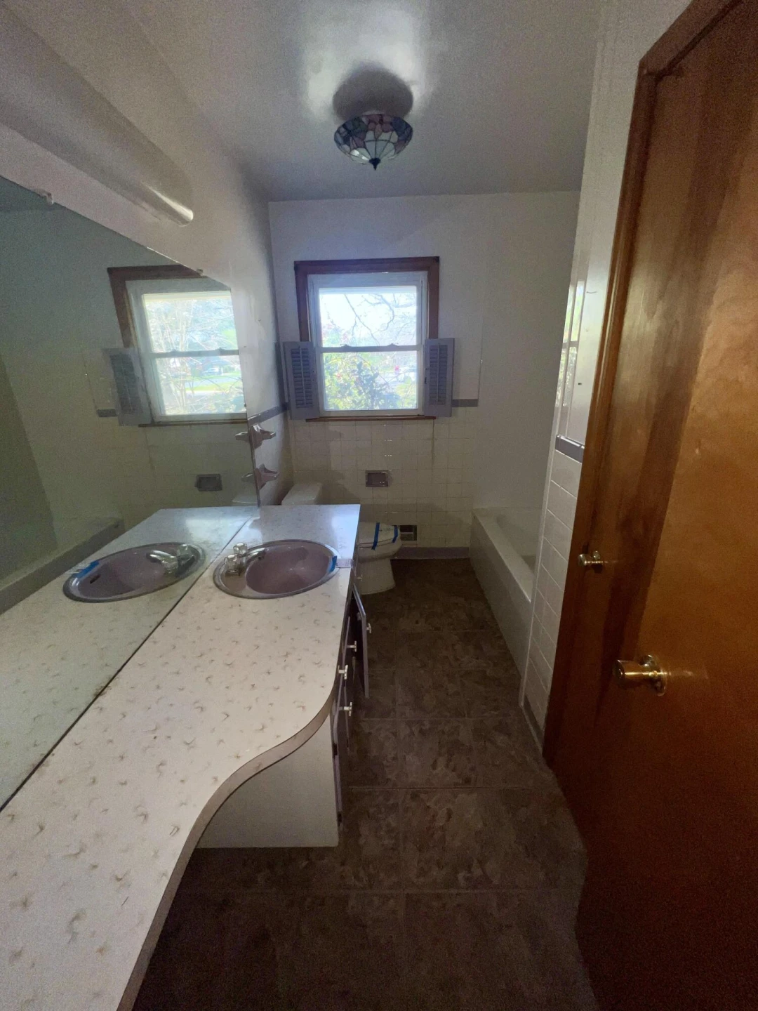 984 Colbourne AVE - Photo 11
