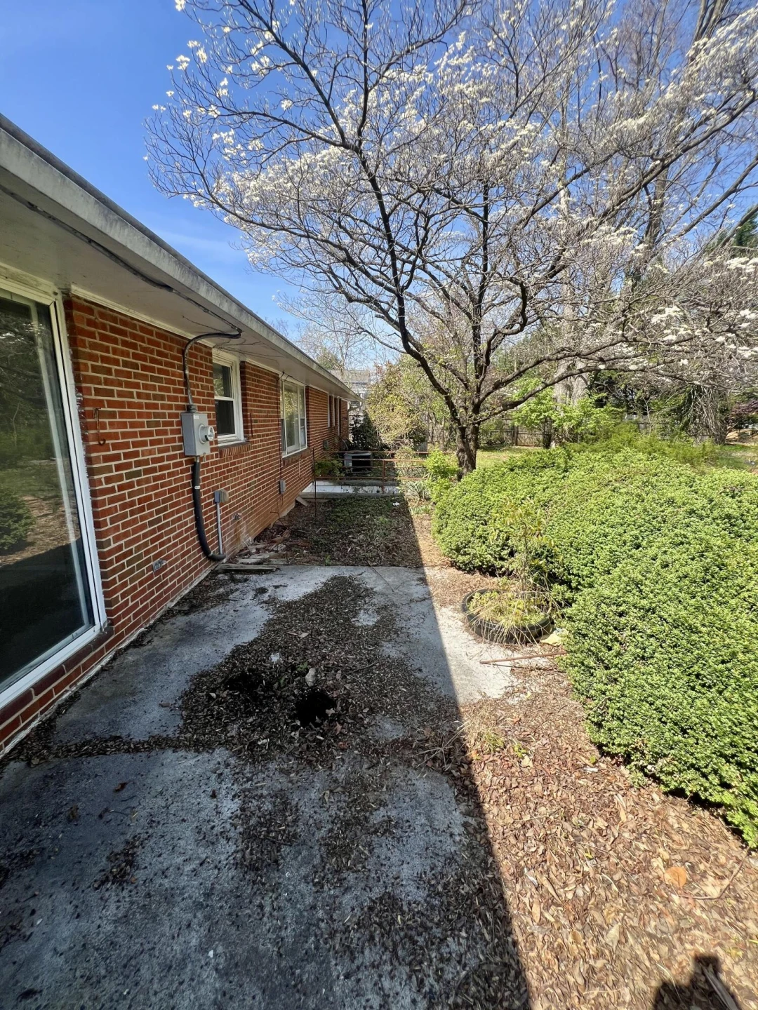 984 Colbourne AVE - Photo 4